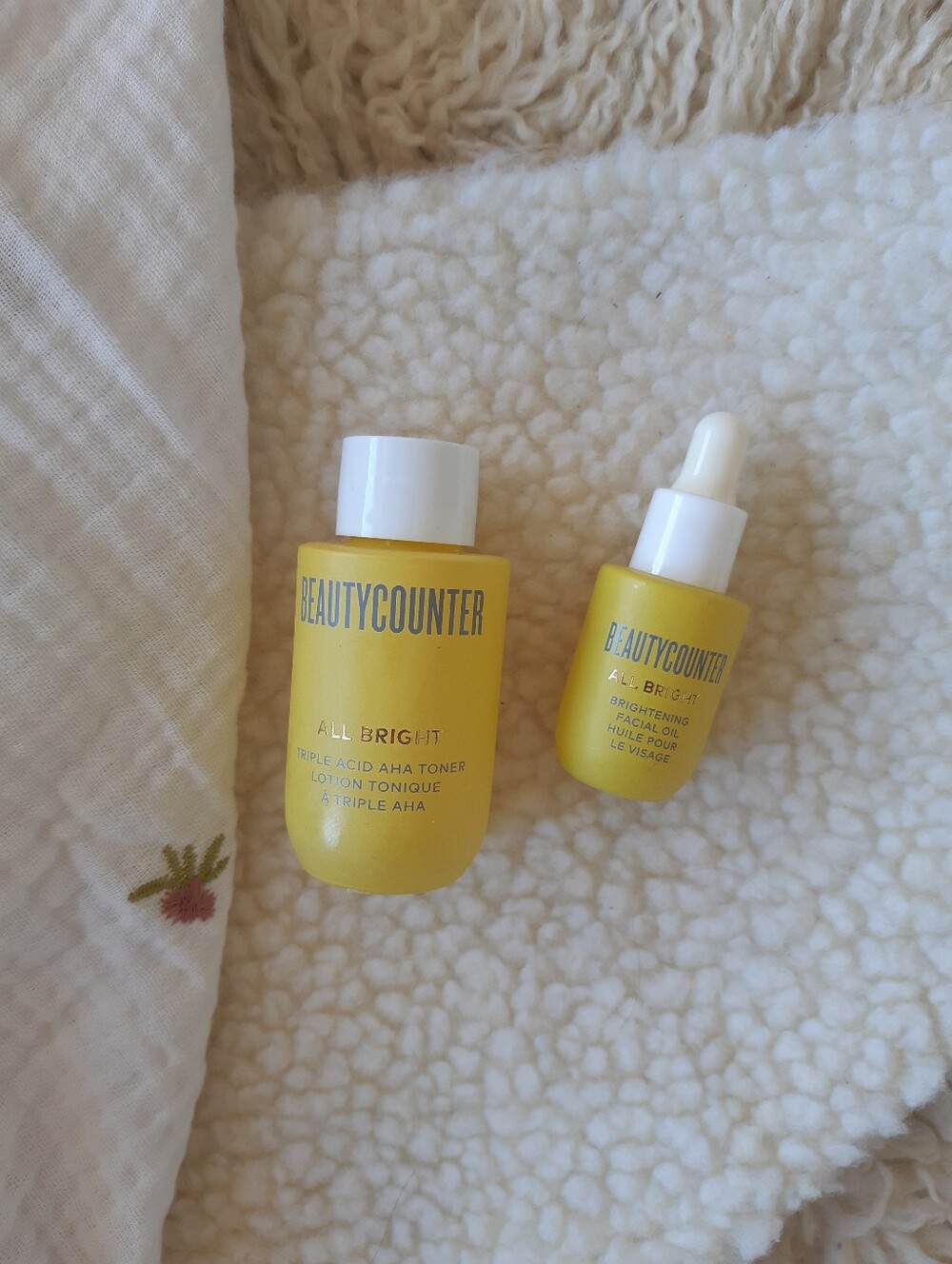 beautycounter yellow All Bright Toner & Facial Oil Set